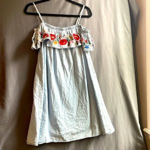 Off the shoulder embroidery flower pattern flounce style dress!